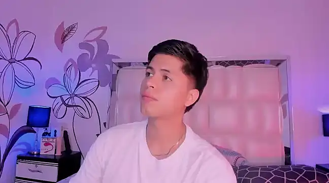 Niicky1  online show from 01/15/25, 12:30