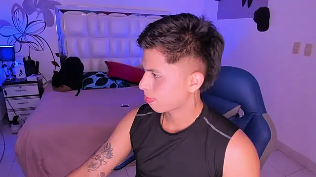 Niicky1  online show from 01/29/25, 08:35