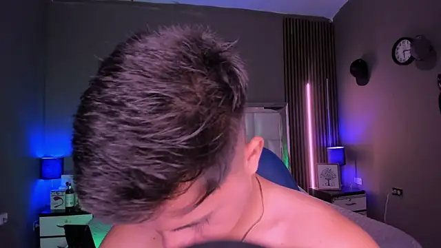 Niicky1  online show from 09/15/25, 09:26