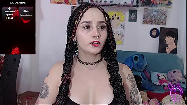 kitty22  online show from 12/01/25, 03:17