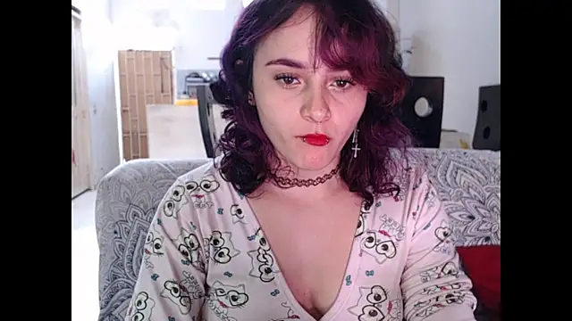 Snapshot of kitty22_ chatting on 04/28/26, 02:33 kitty22 online show from 04/28/26, 02:33