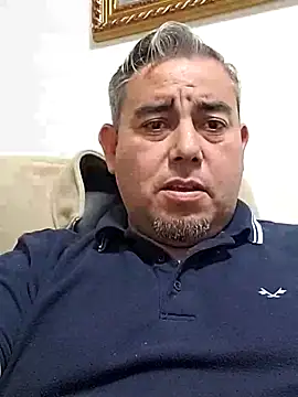 Snapshot of Manolete007x chatting on 03/19/25, 01:10 Manolete007x online show from 03/19/25, 01:10