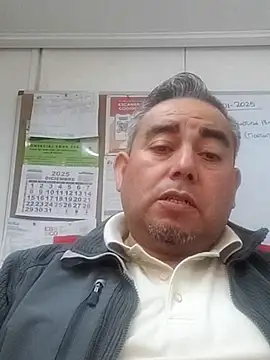Snapshot of Manolete007x chatting on 01/09/26, 08:32 Manolete007x online show from 01/09/26, 08:32