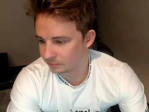 Snapshot of LandonYork chatting on 02/12/26, 07:20 LandonYork online show from 02/12/26, 07:20