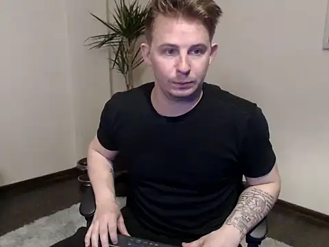 LandonYork online show from 04/30/26, 08:57