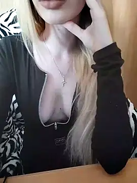 Elza kom online show from 03/05/25, 09:38