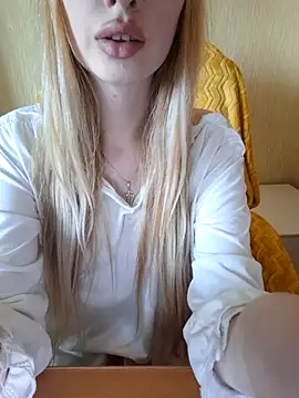 Elza kom online show from 09/13/25, 04:01