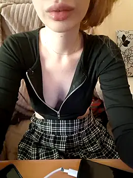 Elza kom online show from 12/19/25, 06:31