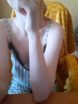 Elza kom online show from 02/13/26, 03:57