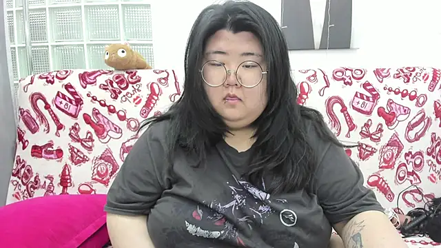 Nadine asian online show from 05/23/26, 01:22