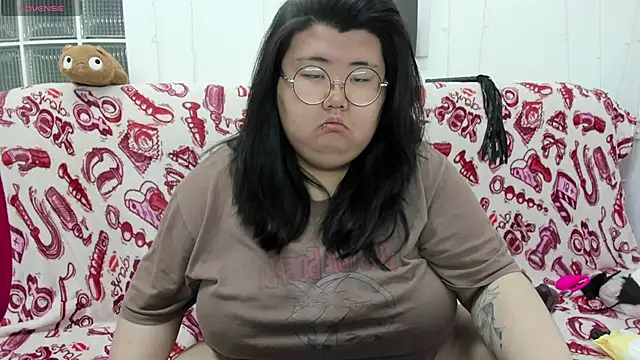 Nadine asian online show from 05/30/26, 01:25