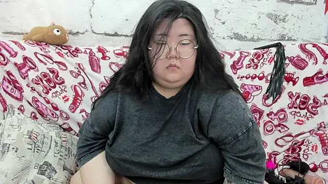 Nadine asian online show from 07/02/26, 03:23