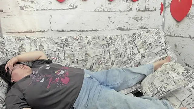 Nadine asian online show from 07/12/26, 08:05