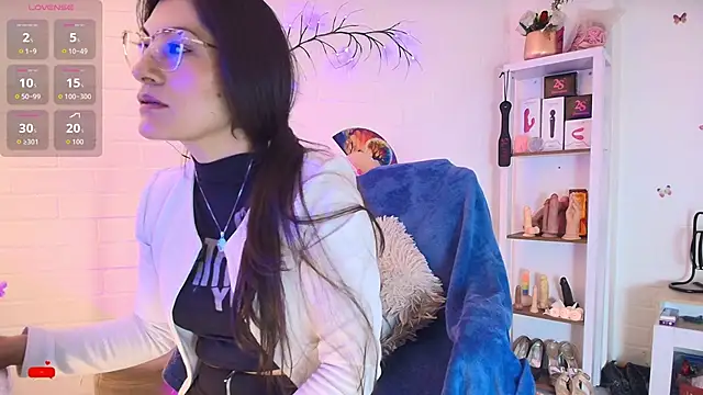 Rapunzeell  online show from 09/23/25, 01:58