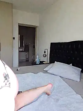 Laurahorney xo online show from 03/08/25, 01:03