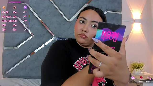 LucciaPorter online show from 04/19/26, 06:54