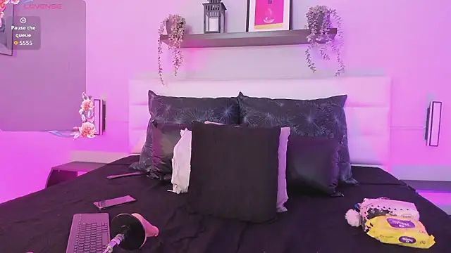 isabella simons online show from 02/21/26, 02:34