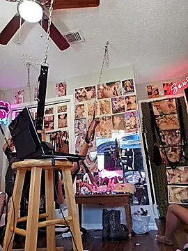 luvs2cumm69 online show from 02/20/25, 05:18