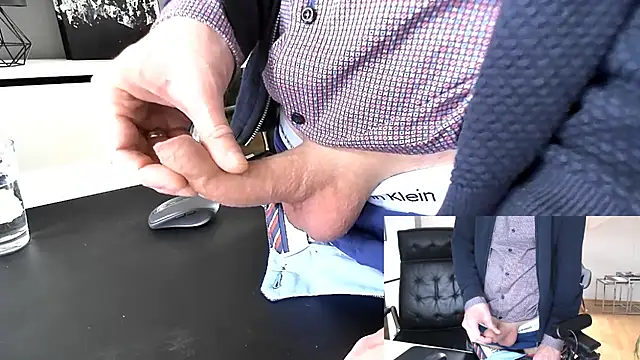 sperma tributes online show from 11/28/25, 09:23