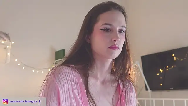 NeonShine online show from 12/22/25, 05:26