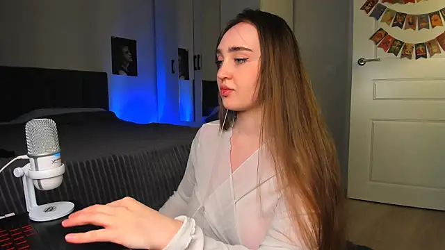 celestialanggel online show from 04/24/26, 08:33