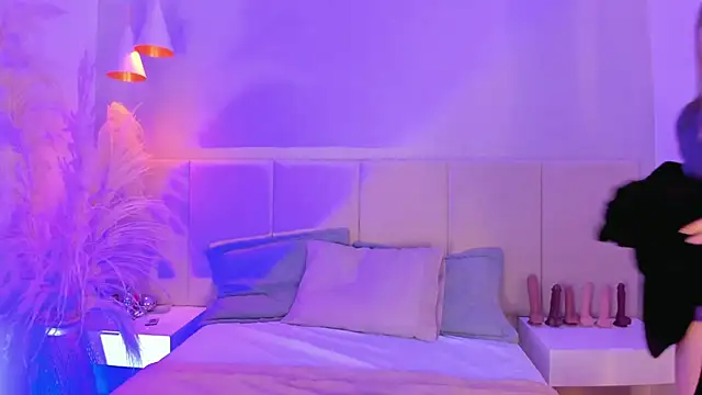 sofia pamela online show from 02/22/25, 07:36