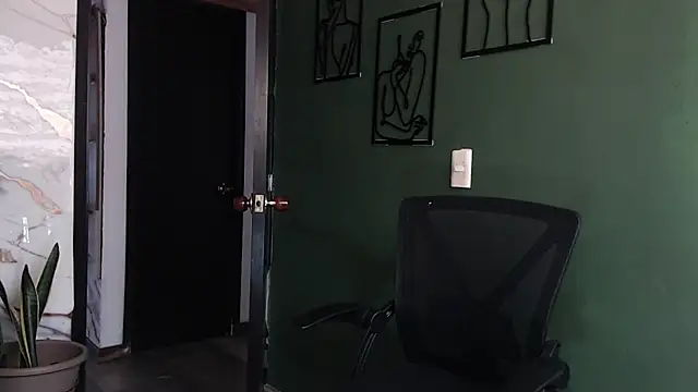 JadaRoberts online show from 08/05/26, 06:55