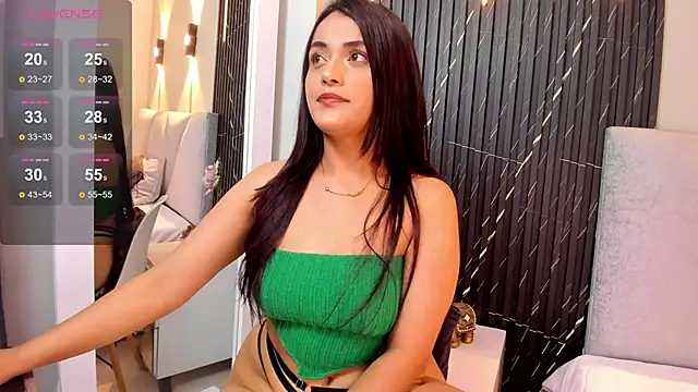 Snapshot of katrina_kaif_x chatting on 03/15/25, 07:05 katrina kaif x online show from 03/15/25, 07:05