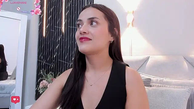 katrina kaif x online show from 04/21/26, 07:17