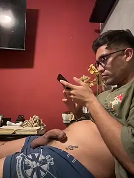 Magicerosxx69 online show from 11/16/25, 08:20