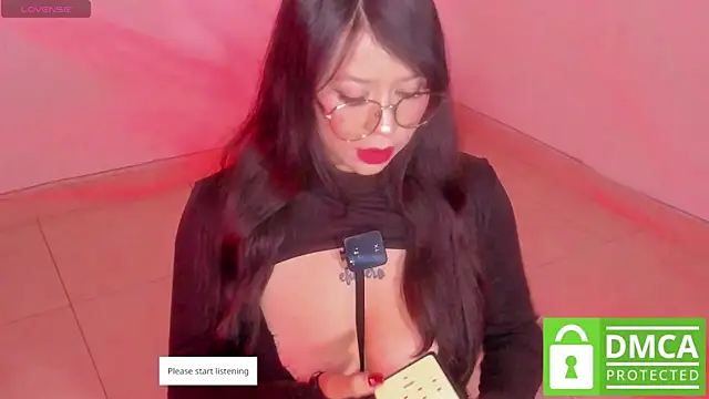 Snapshot of GalaxGnn_ chatting on 05/10/26, 05:12 GalaxGnn online show from 05/10/26, 05:12