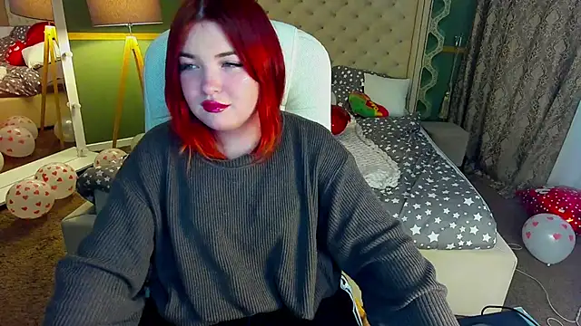 RosieMoons online show from 02/15/25, 05:41