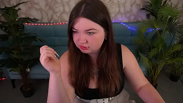 RosieMoons online show from 10/11/25, 07:34