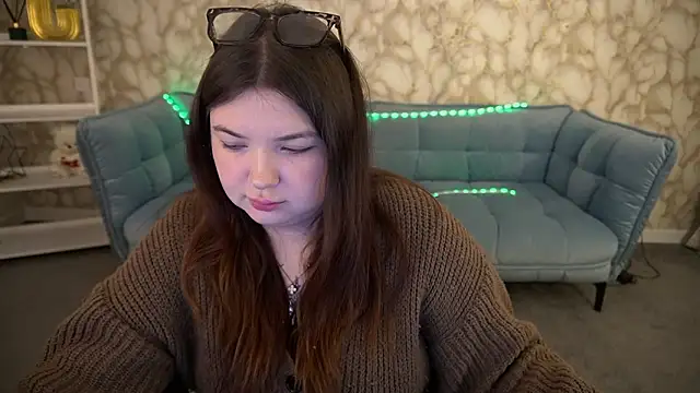 RosieMoons online show from 02/03/26, 08:25