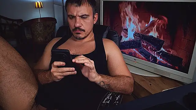 officeman7 online show from 01/10/25, 07:21