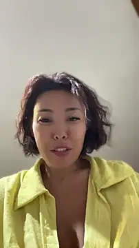 Snapshot of IzanamiTime chatting on 05/29/26, 01:31 IzanamiTime online show from 05/29/26, 01:31