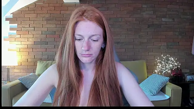 Aliceginger99 online show from 09/19/25, 03:56
