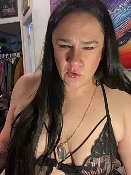 Snapshot of sexyasscougar chatting on 02/18/25, 03:54 sexyasscougar online show from 02/18/25, 03:54