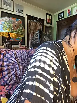 Snapshot of sexyasscougar chatting on 09/13/25, 09:36 sexyasscougar online show from 09/13/25, 09:36