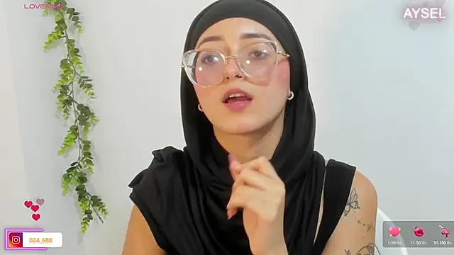 aysel elid online show from 02/05/25, 09:18