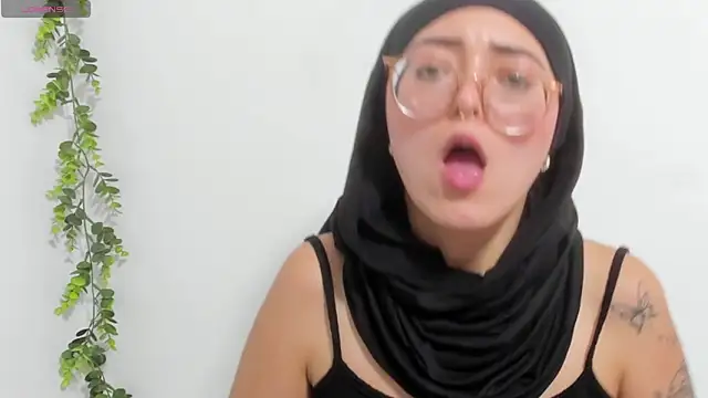 aysel elid online show from 02/08/25, 10:40