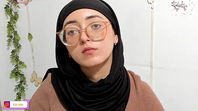 Snapshot of aysel_elid chatting on 05/21/26, 12:06 aysel elid online show from 05/21/26, 12:06