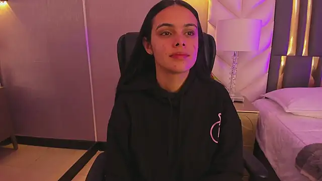 ChloeHarper  online show from 02/07/26, 11:36