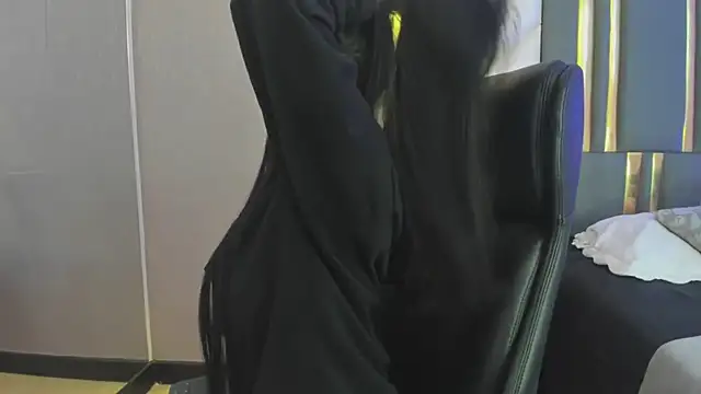 ChloeHarper  online show from 03/21/26, 11:48