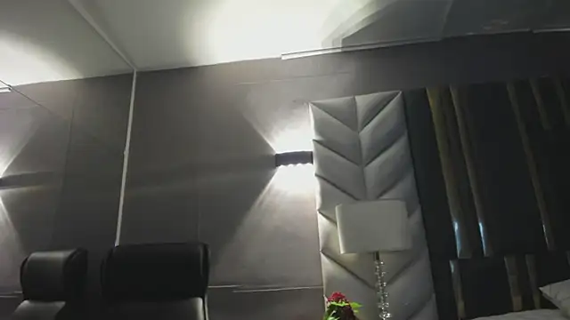 Snapshot of ChloeHarper_ chatting on 05/07/26, 11:37 ChloeHarper online show from 05/07/26, 11:37