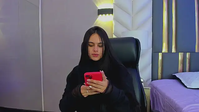 Snapshot of ChloeHarper_ chatting on 05/11/26, 11:38 ChloeHarper online show from 05/11/26, 11:38