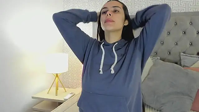 Snapshot of ChloeHarper_ chatting on 06/18/26, 11:58 ChloeHarper online show from 06/18/26, 11:58