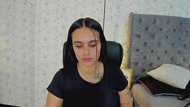 Snapshot of ChloeHarper_ chatting on 07/24/26, 02:26 ChloeHarper online show from 07/24/26, 02:26
