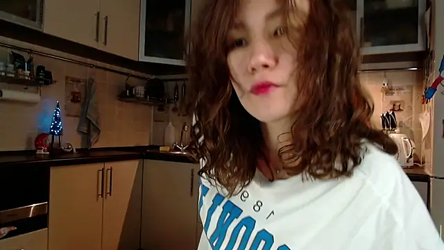 Kelly Yon online show from 12/26/24, 09:04