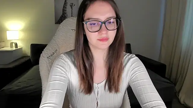 Snapshot of Sonia_moon_ chatting on 03/02/25, 05:23 Sonia moon  online show from 03/02/25, 05:23